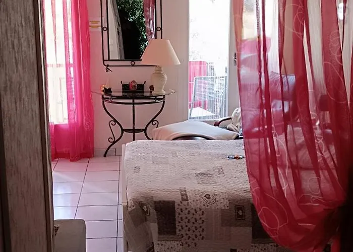 Διαμέρισμα Loratori La Felicadad Cures & *